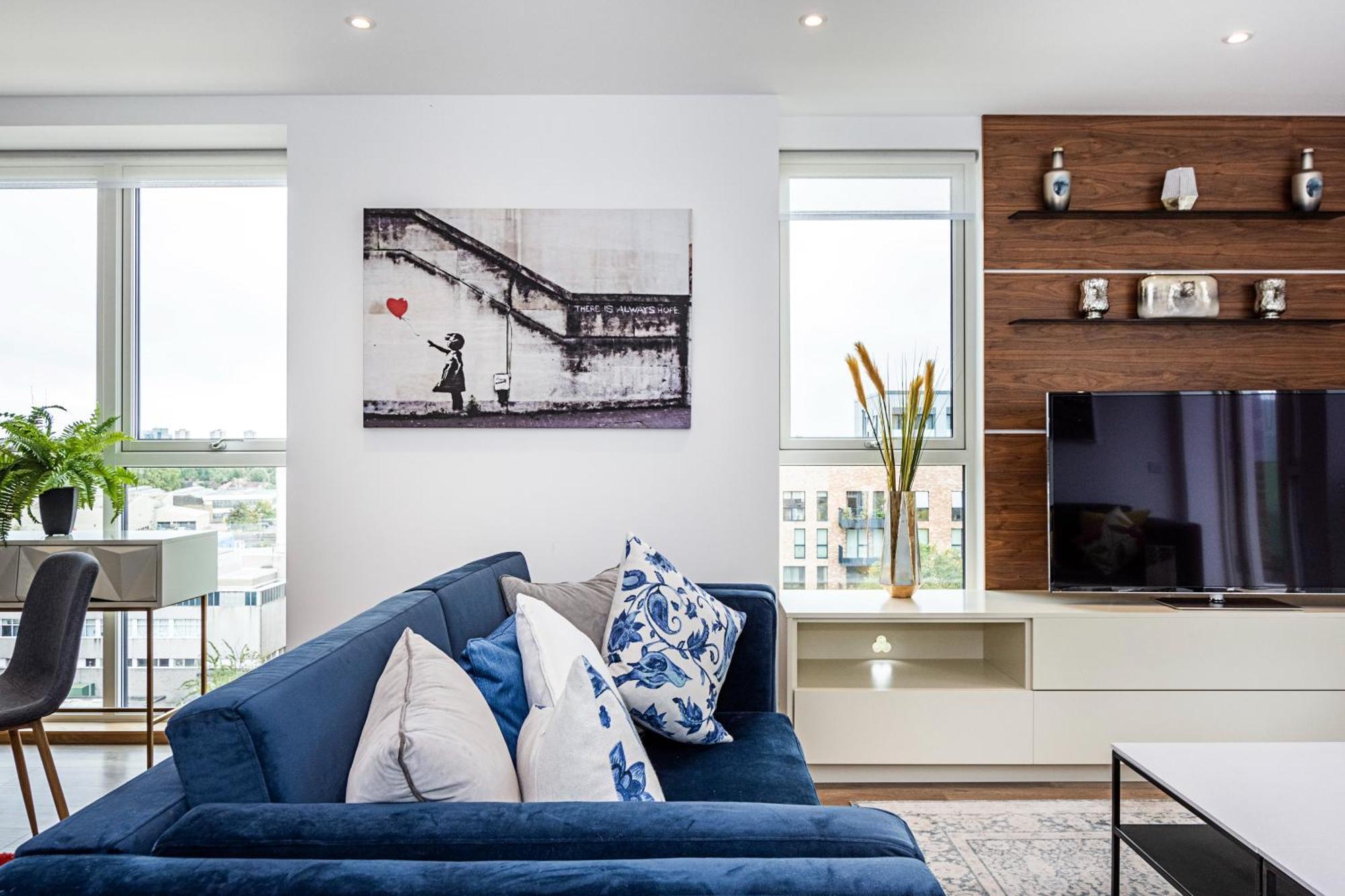 Апартаменти Chiswick Park 3 Bed 3 Bath West London - Parking Екстер'єр фото